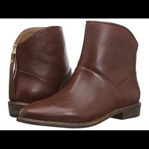 Ugg Brown Bruno Booties (Size 9)